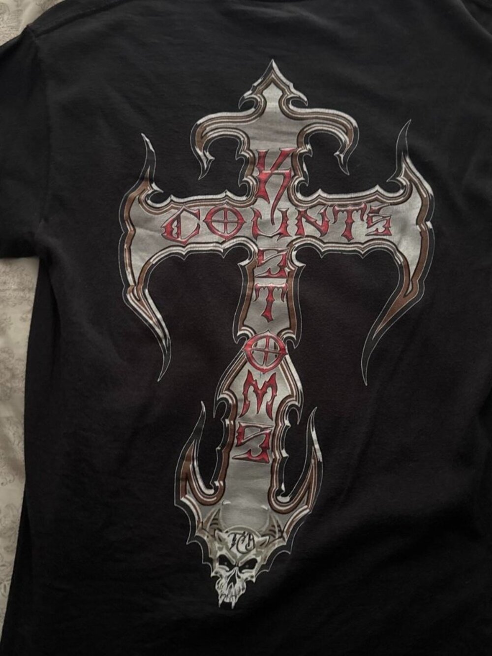 Men's black t-shirt